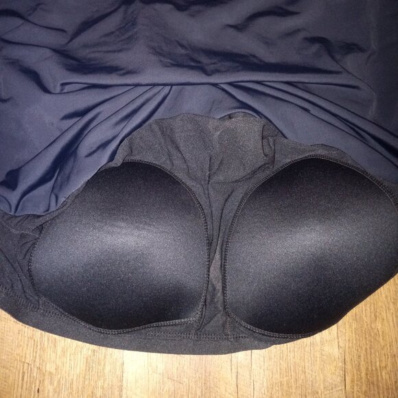 DACI Classic Fashion Collection Swim Top Brand New With Tag Size 22 Women - Picture 3 of 6